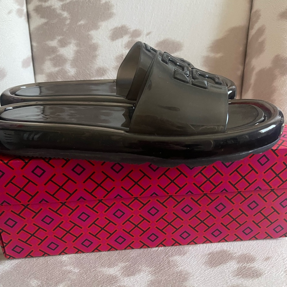 Tory Burch Bubble Jelly Slides